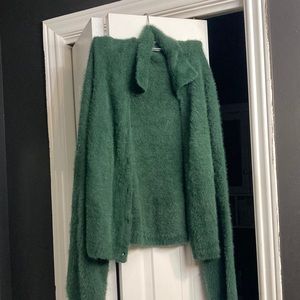 Fuzzy green bell sleeve sweater with collar
